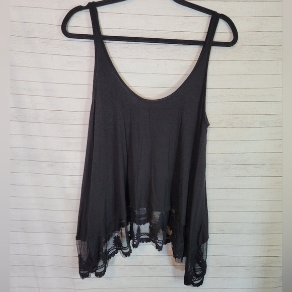 PAPER CRANE BLACK FLOWY TANK TOP W LACE HEM, SZ XS - Picture 3 of 13